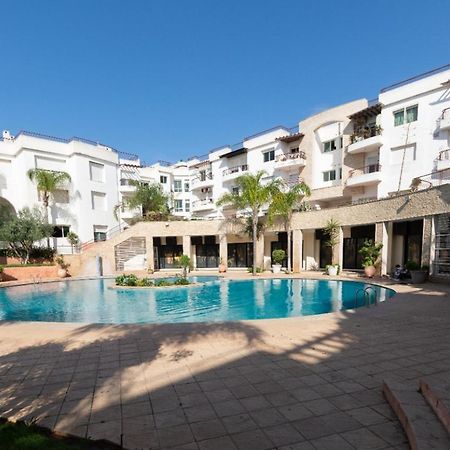 Superbe Appartement Avec Piscine A Harhoura Temara Luaran gambar